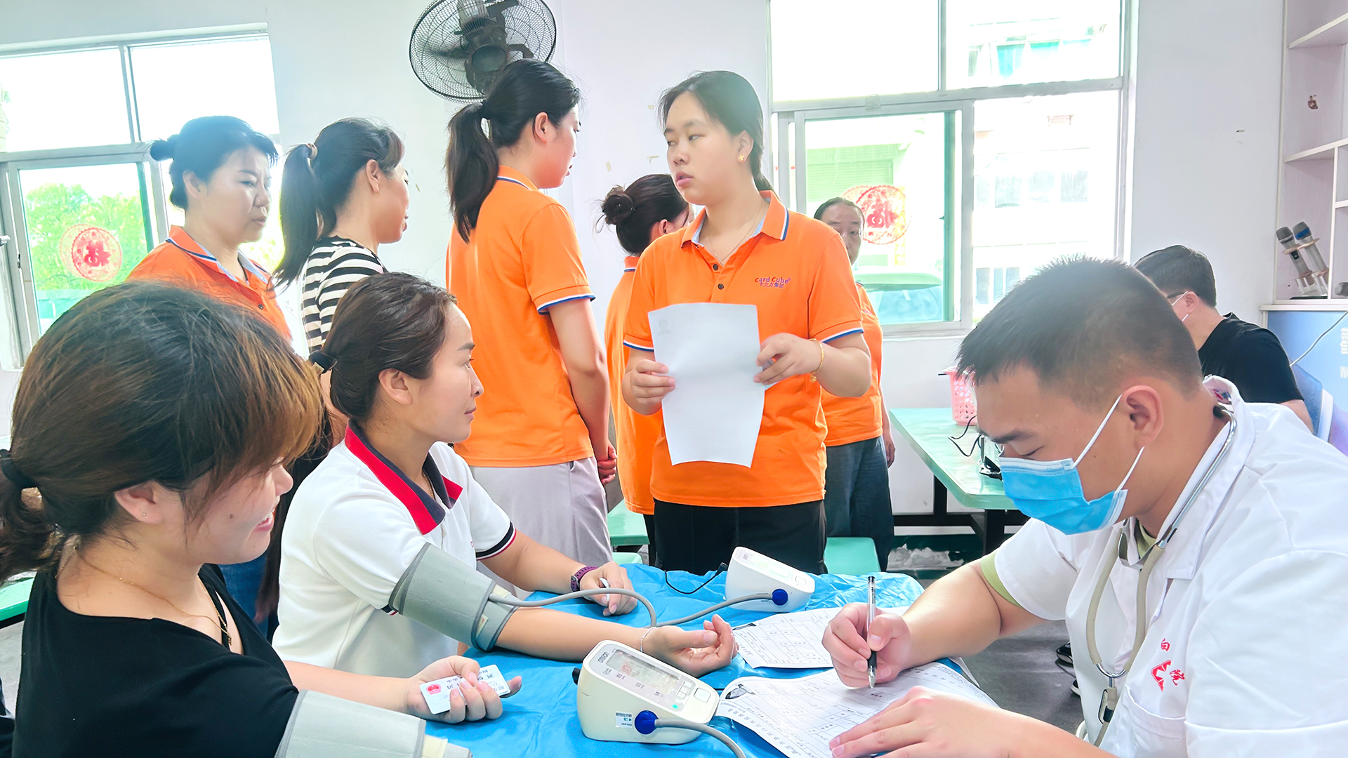 關(guān)愛員工健康 護(hù)航幸福未來 卡立方集團(tuán)RFID智能卡工廠開展2025年員工健康體檢活動(dòng)